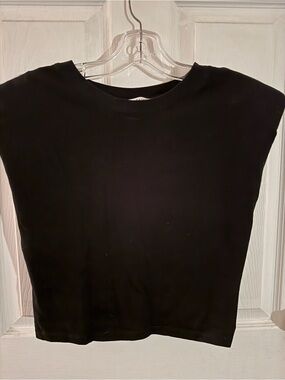 Babaton Black Women's Sleeveless Top - Classic Knit